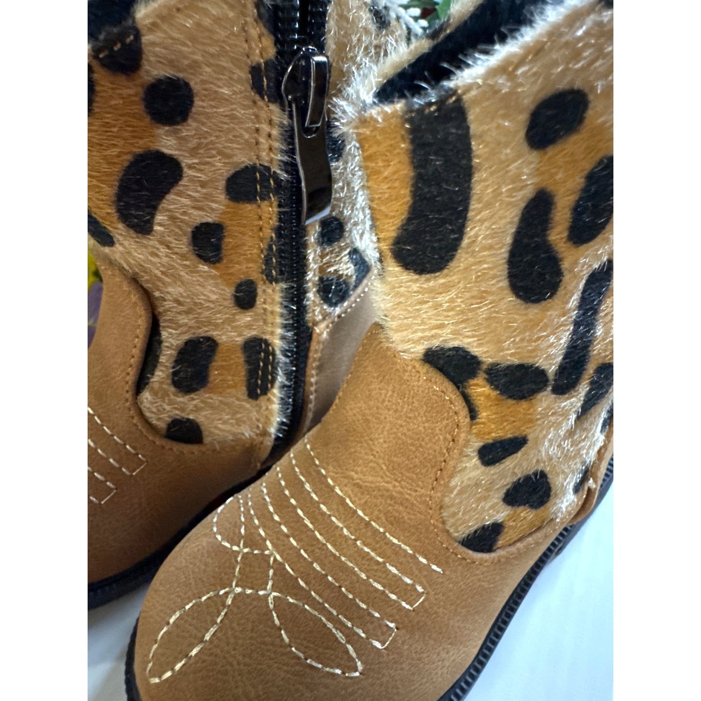 Toddler Girls Cozy Cub Leopard Faux Cow Fur Cowboy Boots Size 4.5 NWB