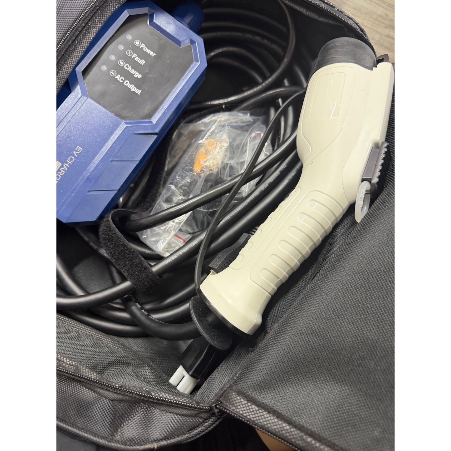 Megear Portable Level 1 EV Charger Model MG-US-WE16AN620 NEMA5-20 Plug 100-245V 16A