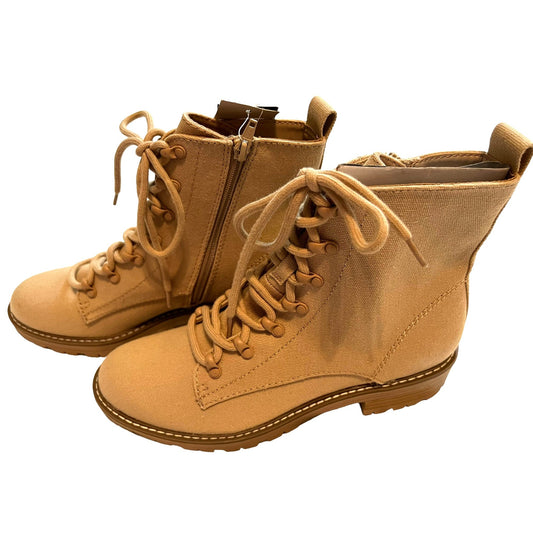 Universal Thread Women's Combat Boot Size 10 NWT