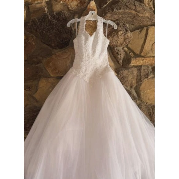 David's Bridal Sz 14 Oleg Cassini White Lace & Tulle Halter Wedding Gown With Floral Embellishments & Beaded Details