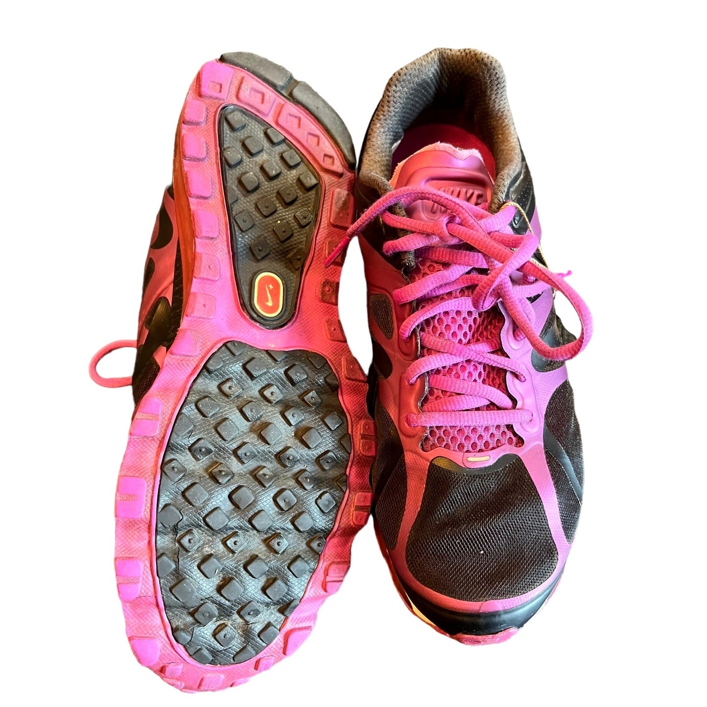 Nike Air Max Black Magenta Women's Size 9.5