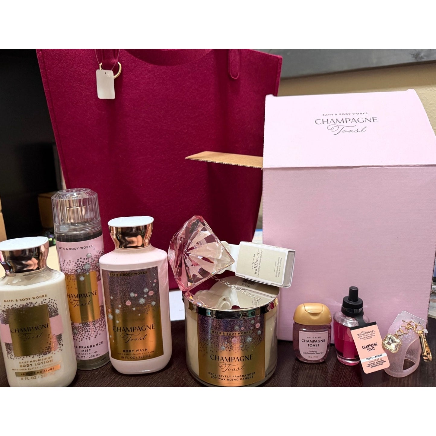 Bath & Body Works Champagne Toast 9pc Gift Set With Tote NEW