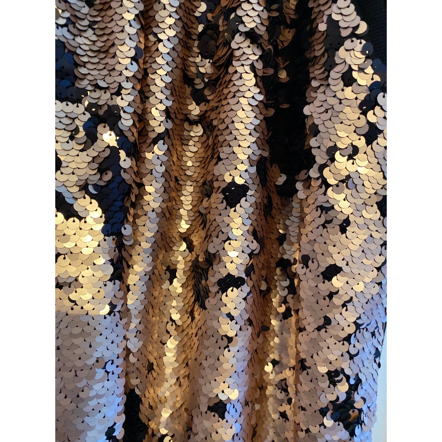 NWT Zumba Small Glitz+ Glamour Capri sequin Sweatpants