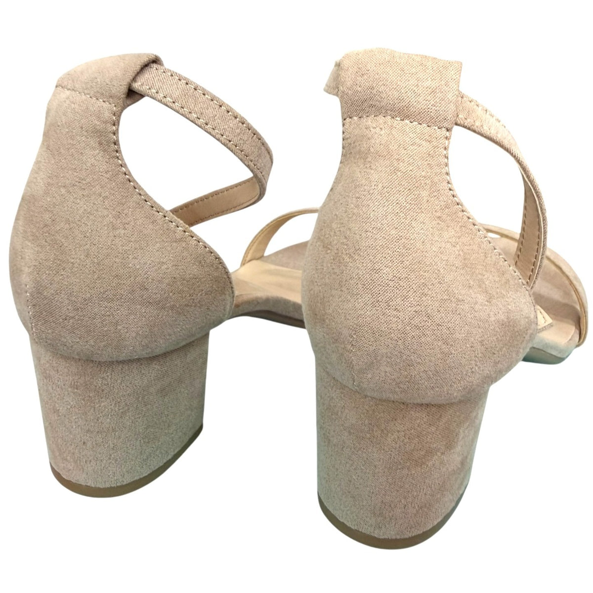 Ankis Chunky Heel Women's Size 9.5 New In Box