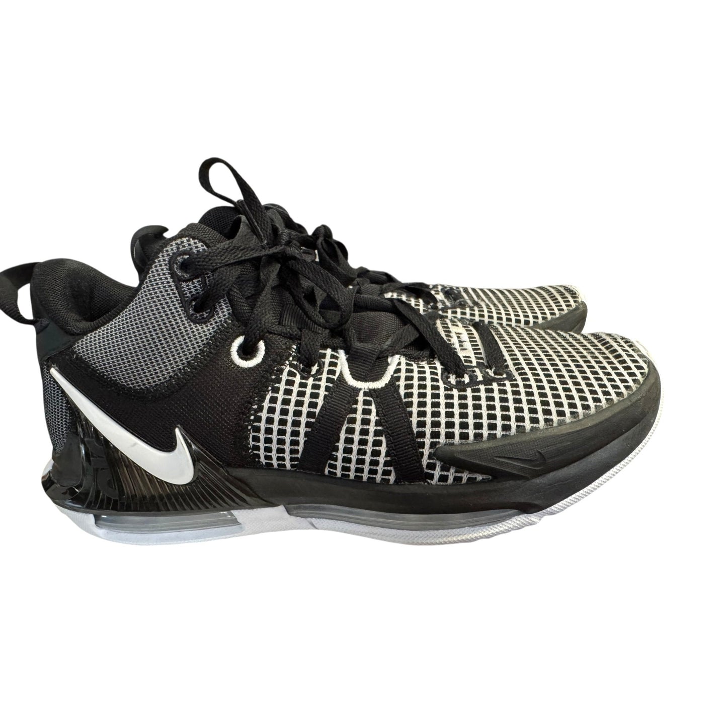 Nike Witness VII Black/White Mens High-Performance Basketball Shoes Size 8.5
