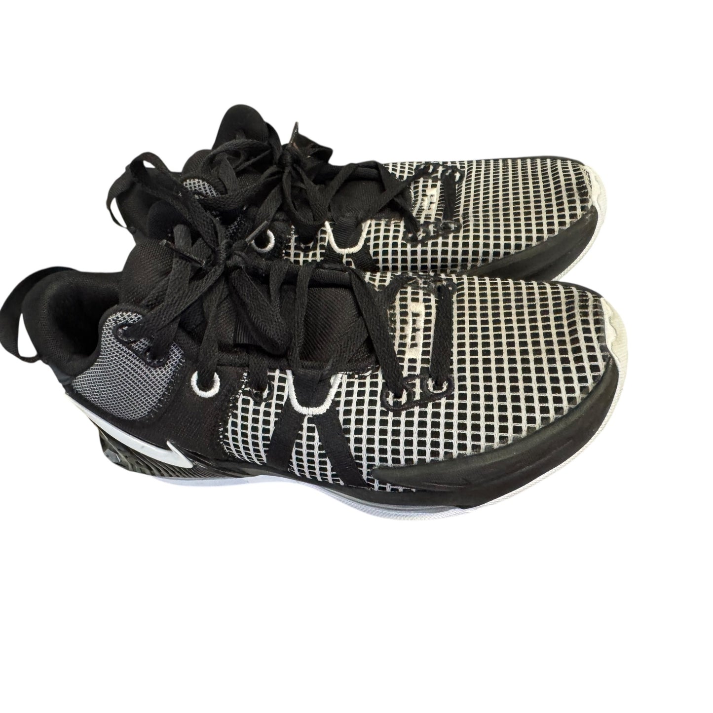 Nike Witness VII Black/White Mens High-Performance Basketball Shoes Size 8.5