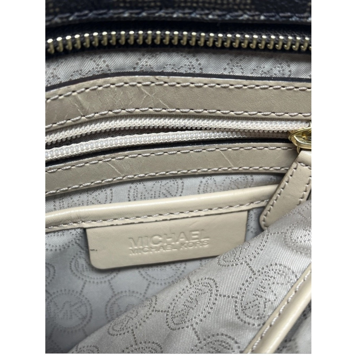 Michael Kors Jet Set Large Logo Crossbody Bag