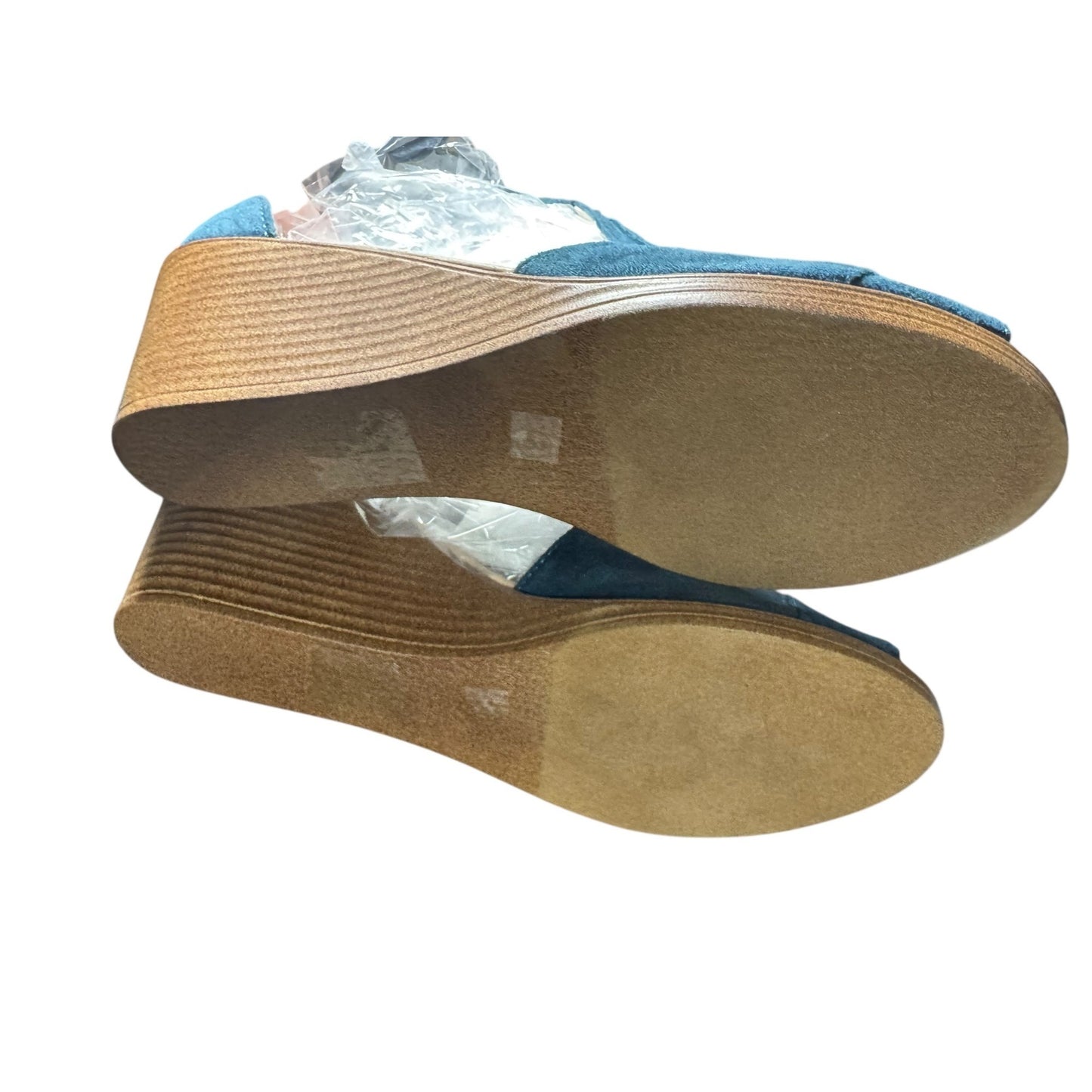 Journee Collection Women's Blue Suede Wedge Size 8