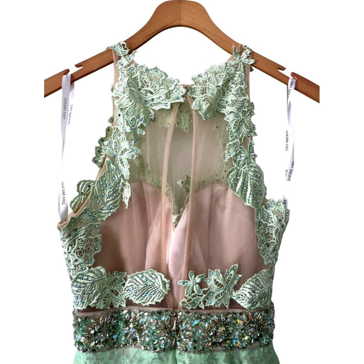 Sherri Hill Mint Green Lace & Chiffon High-Neck Gown With Beaded Waist And Sheer Back Size 6