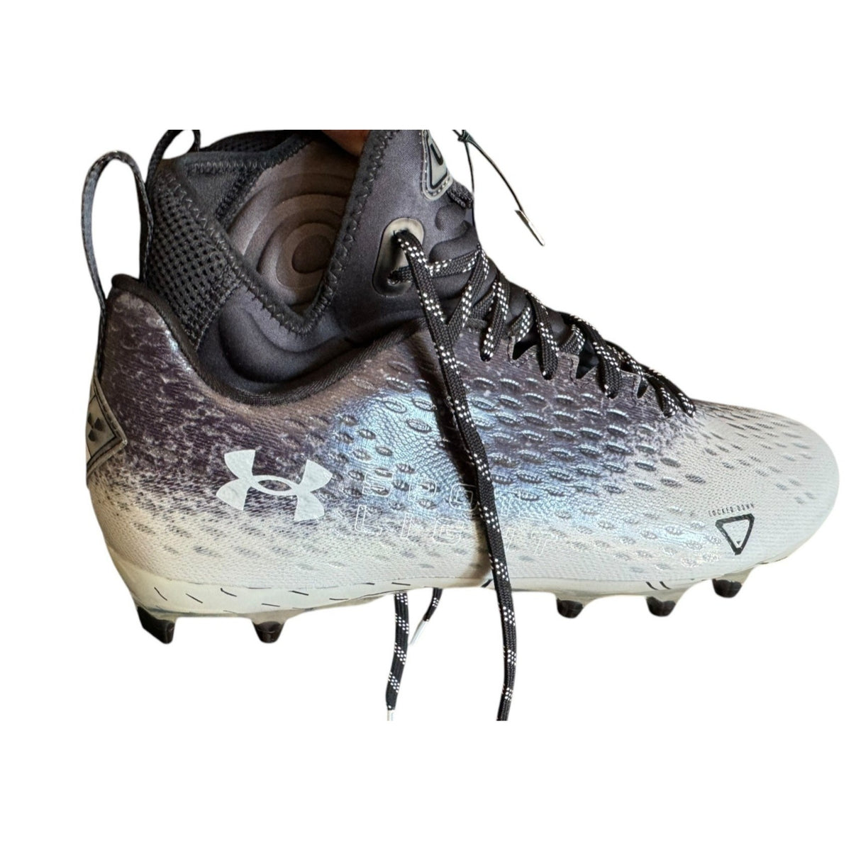 Under Armour Spotlight Lux MC 2.0 Size 8.5