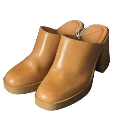 New Universal Threads Women's Tan Leather Block Heel Mules Size 6
