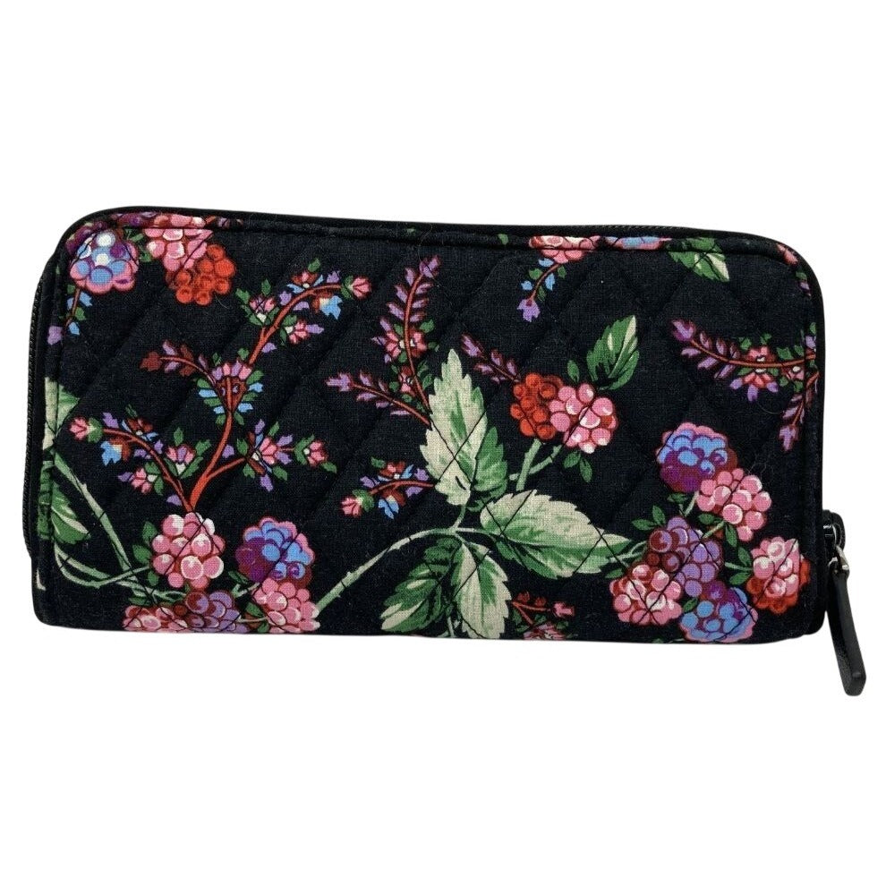 Vera Bradley RFID Turnlock Zip Around Haymarket Floral Quilted Clutch