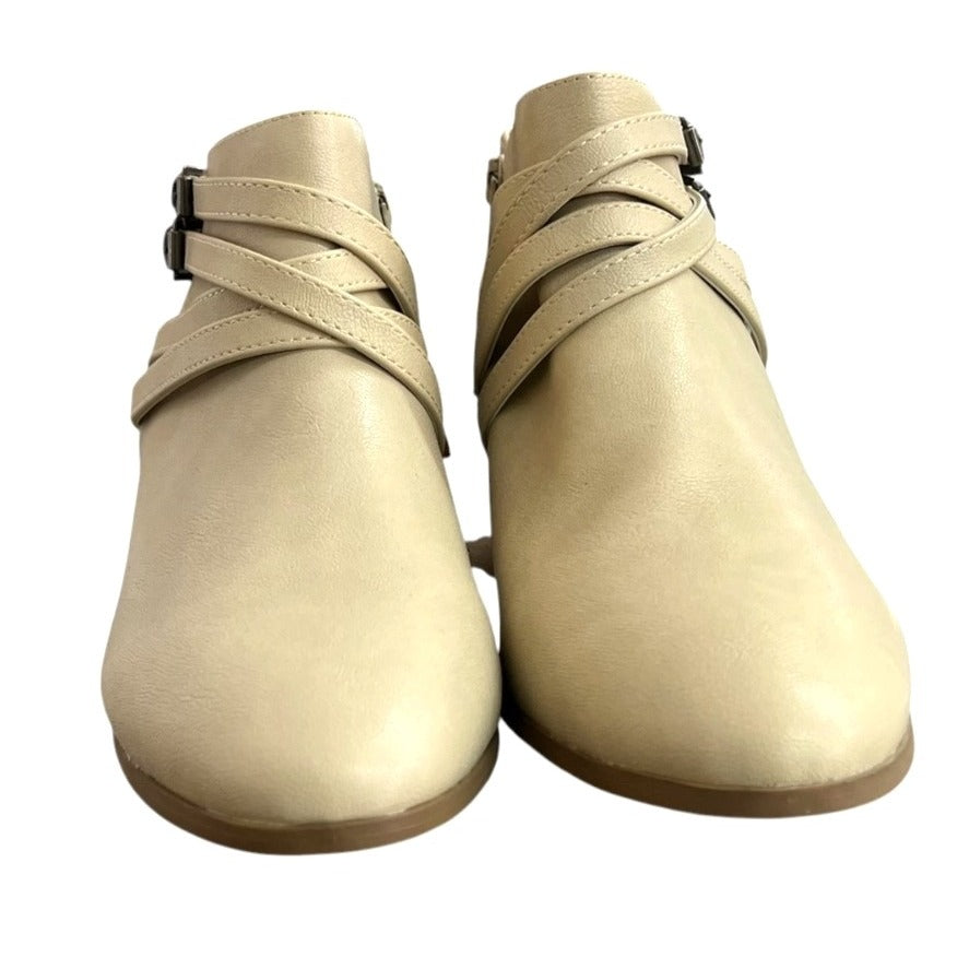 Style & Co Women's Willoww Belt Block Heel Vanilla White Booties Size 8.5 M