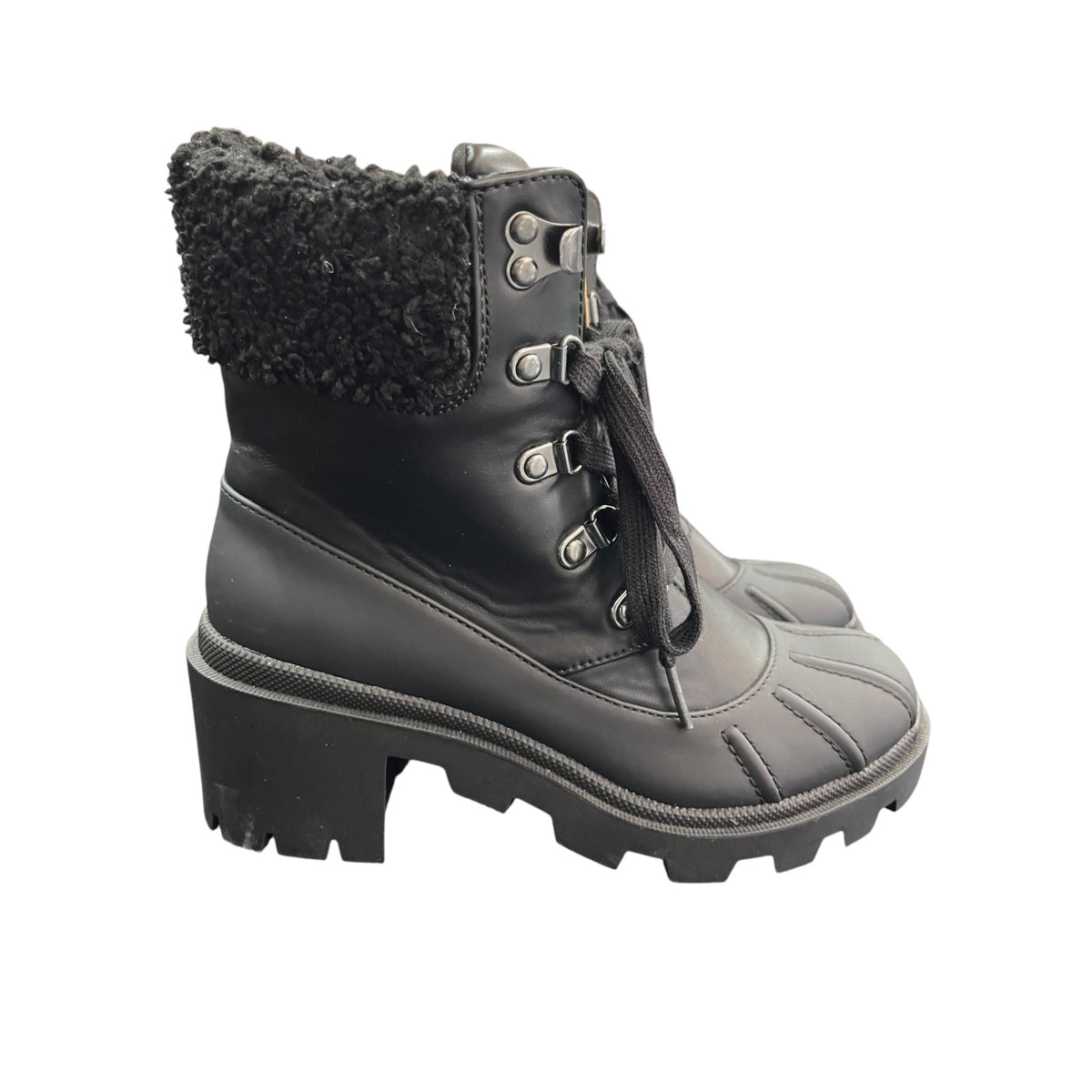 Universal Thread Black Platform Winter Boots Size 7
