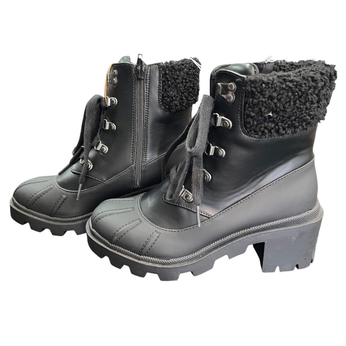 Universal Thread Black Platform Winter Boots Size 7