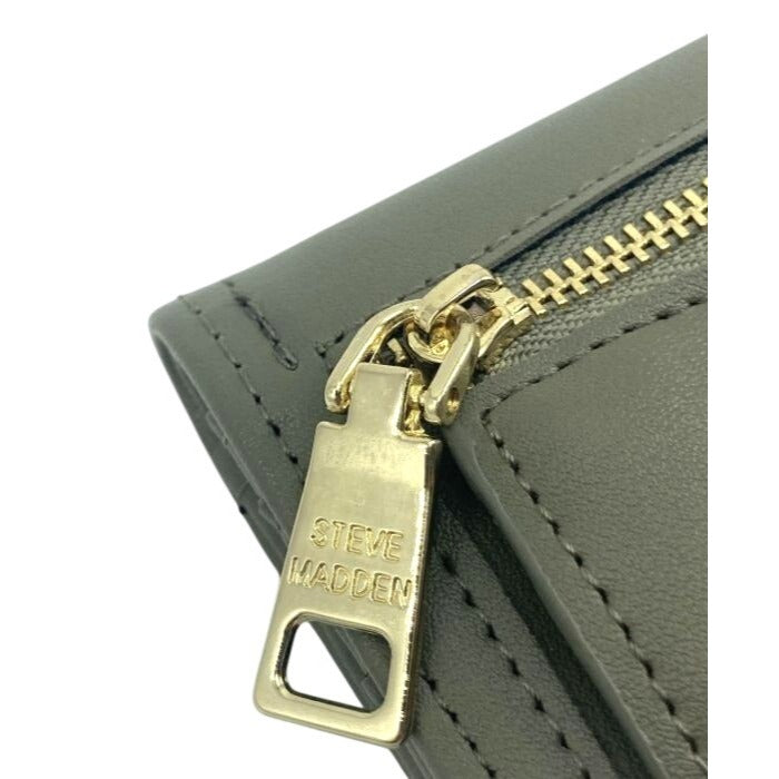 Steve Madden Green Bifold Womens Wallet W/ Gold Colored Hardware