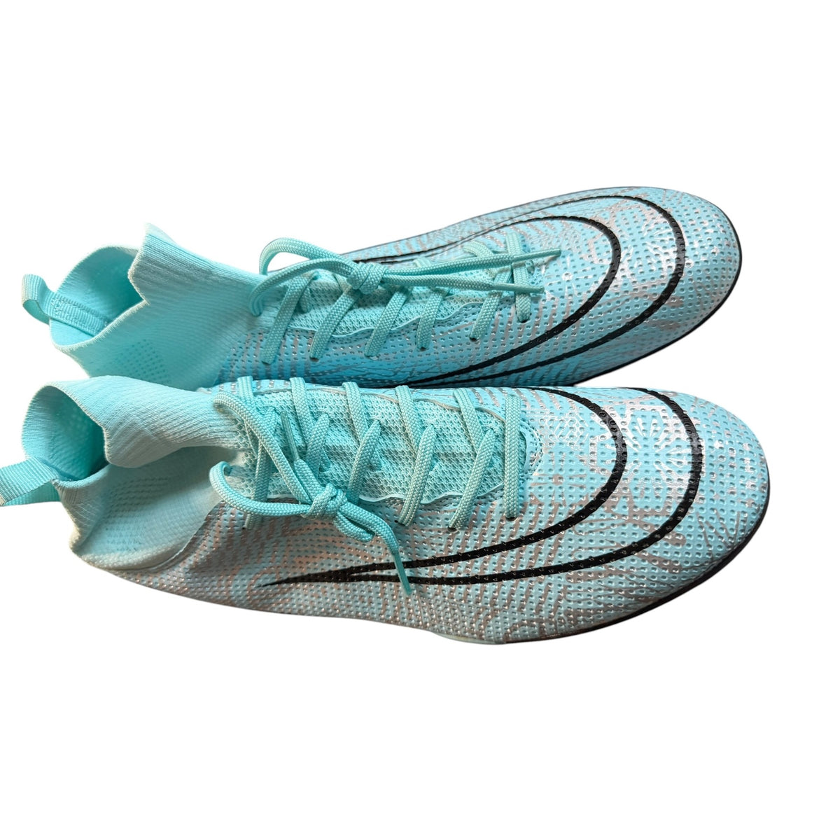 Light Blue Soccer Turf Shoes Cleats Size 10.5 NWOB