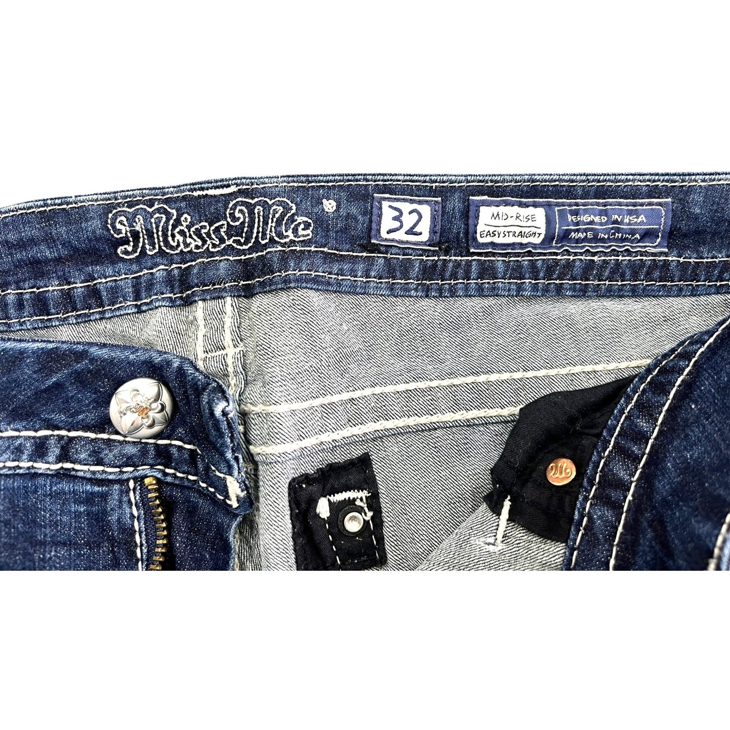 Miss Me Mid-Rise Easy Straight Blue Jeans Size 32