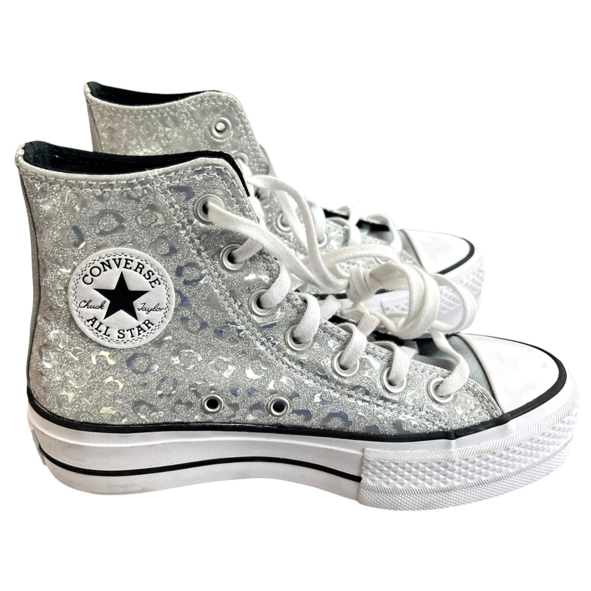 Converse Chuck Taylor All Star Women's High-Top Sneakers Size 5