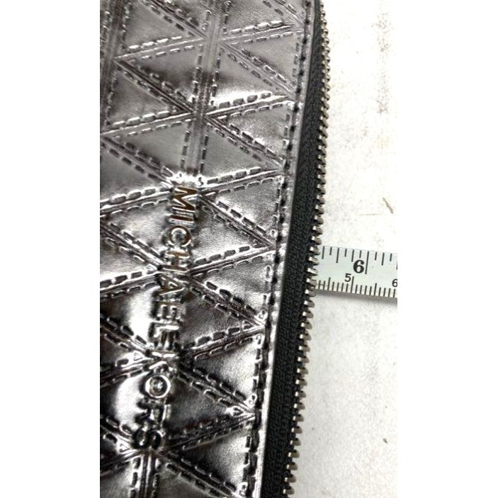 Michael Kors Jet Set Dome Metallic Silver Crossbody Bag With Chain Strap