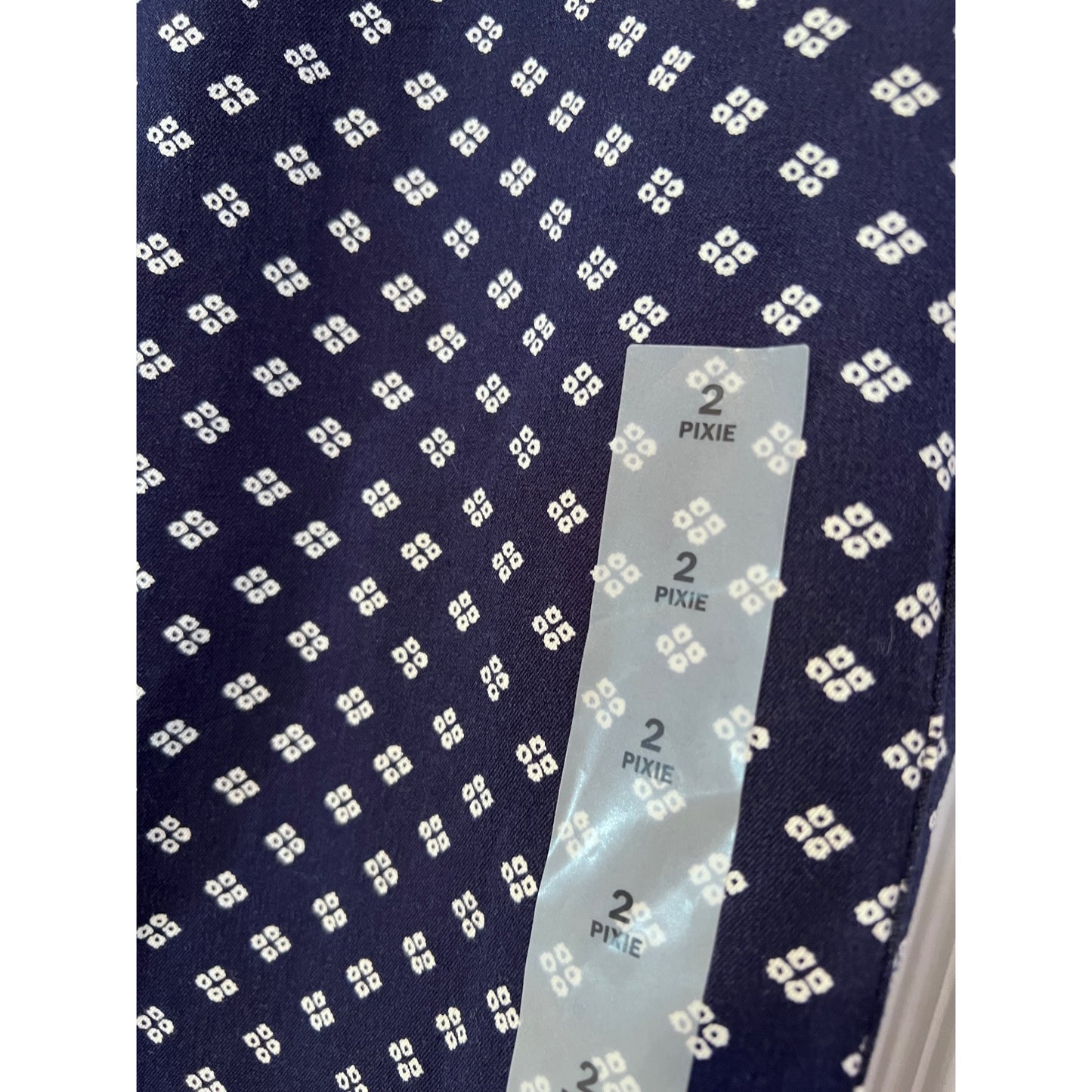 Old Navy High Rise Pixie Pants Navy Blue White Geometric Print Size 2
