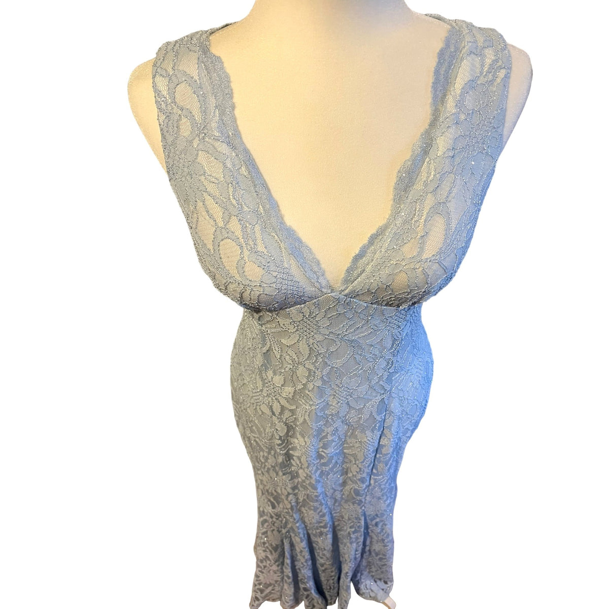 Morgan & CO. Blue V-Neck Glitter Lace Open Back Dress Size 7 NWOT