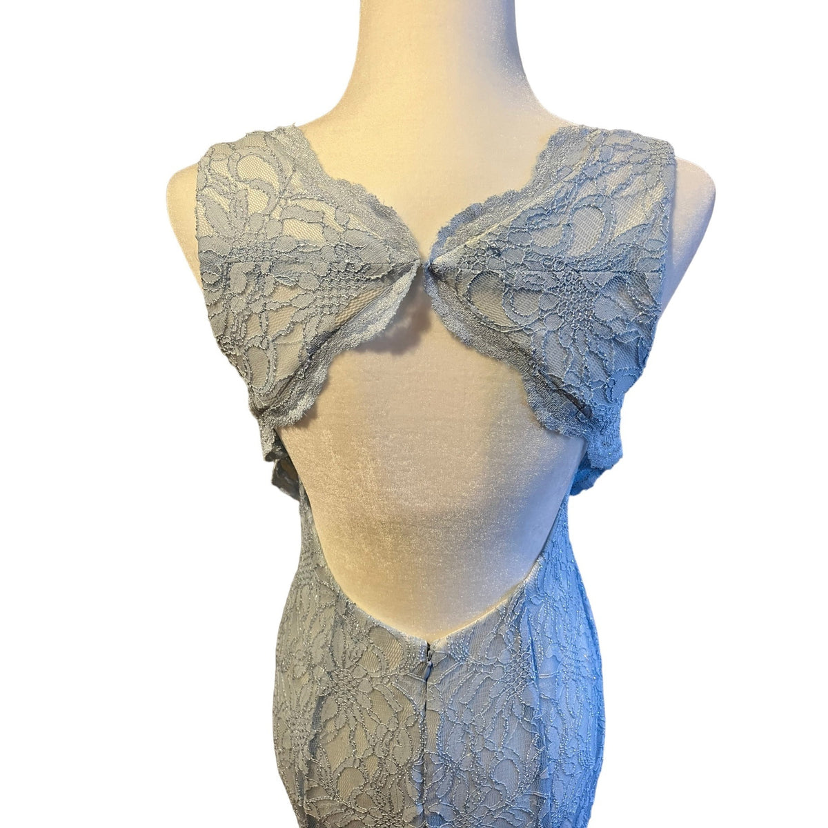 Morgan & CO. Blue V-Neck Glitter Lace Open Back Dress Size 7 NWOT