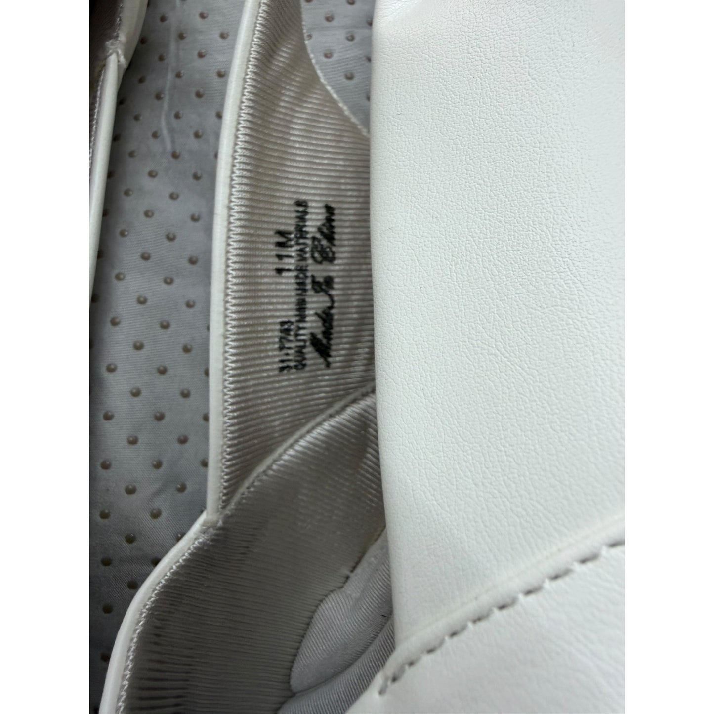 Easy Street Women's SZ 11M White Slingback Heels NWOB