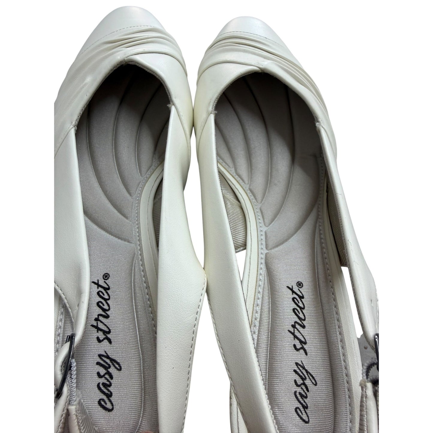 Easy Street Women's SZ 11M White Slingback Heels NWOB