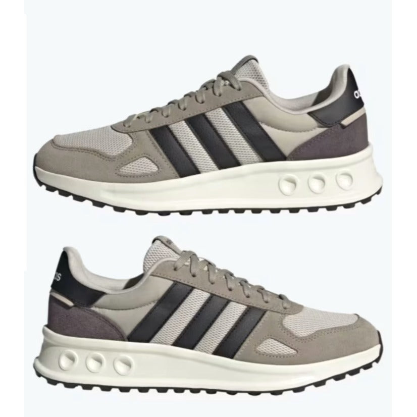 Adidas Men's Sneakers Size 9.5 NWOB