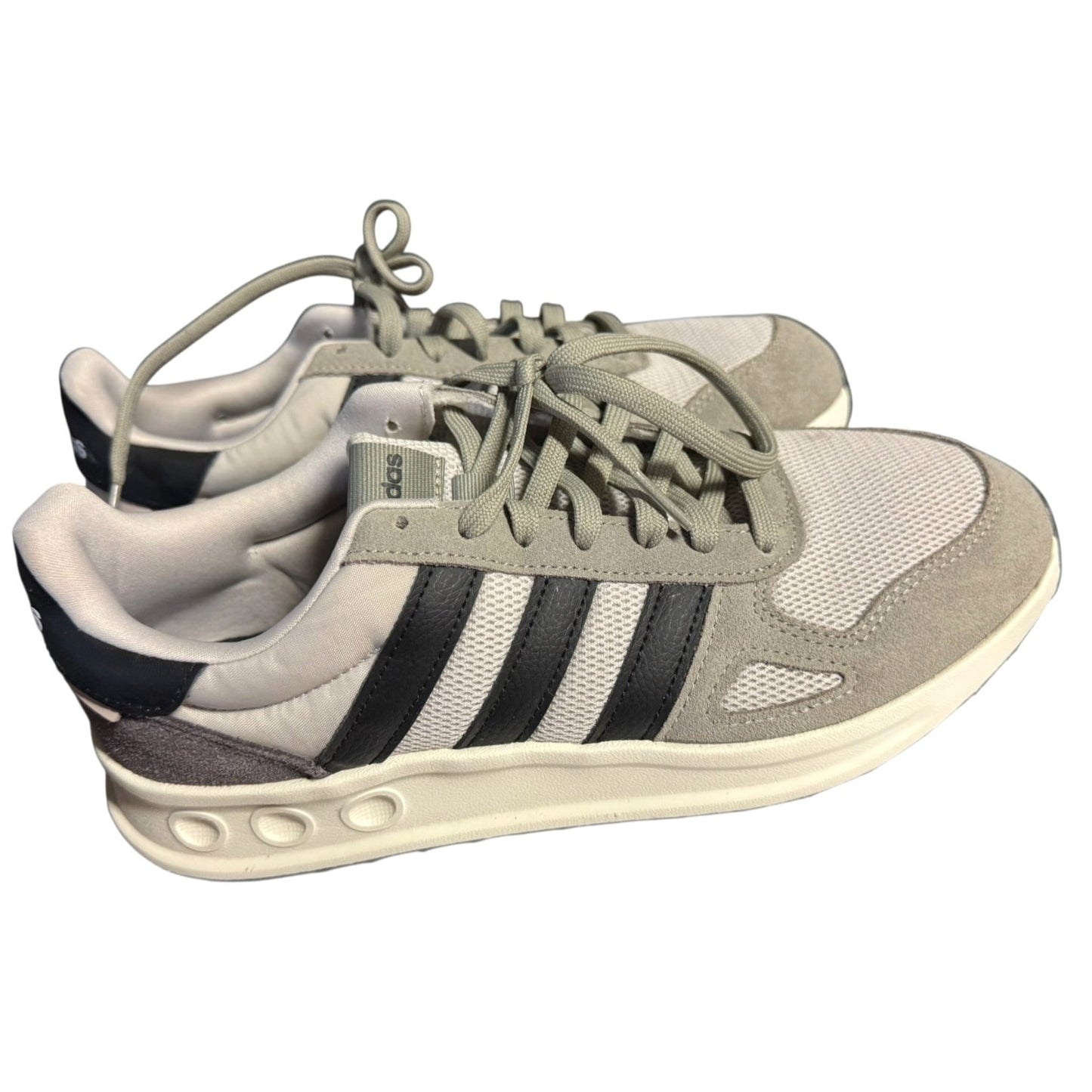 Adidas Men's Sneakers Size 9.5 NWOB