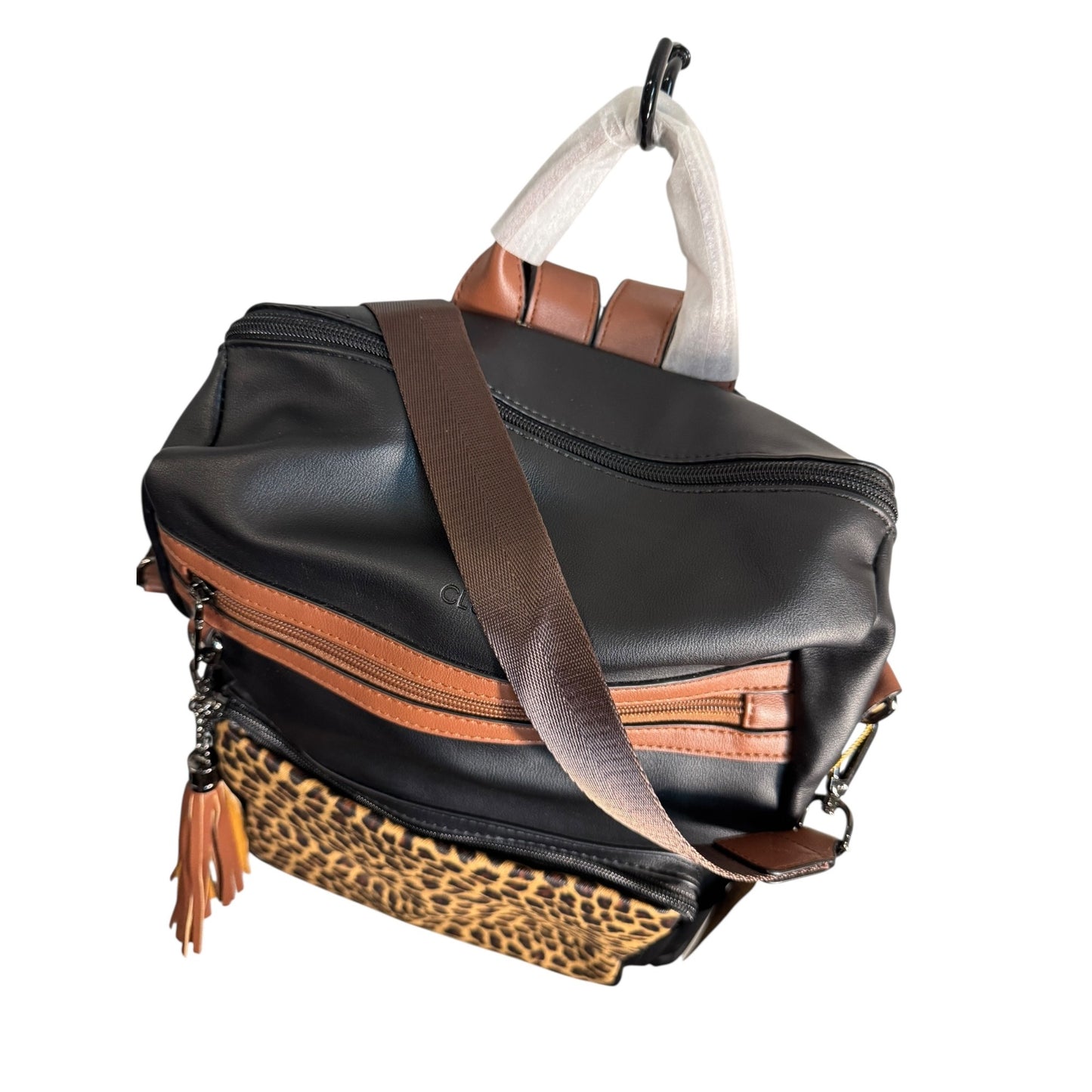 Gluci Convertible Leopard Bookbag with Shoulder strap and Wristlet Purse NWT