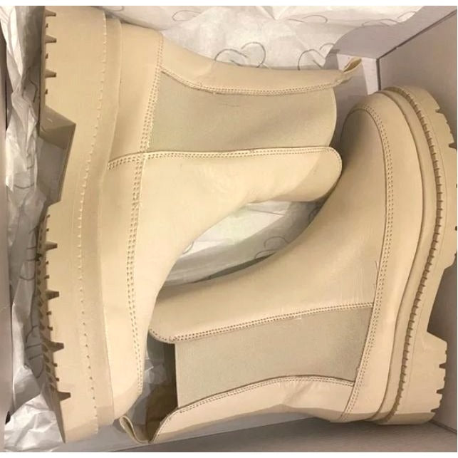 Calia By Carrie Underwood Women's Off-White Peyton Chelsea Boots Size 6