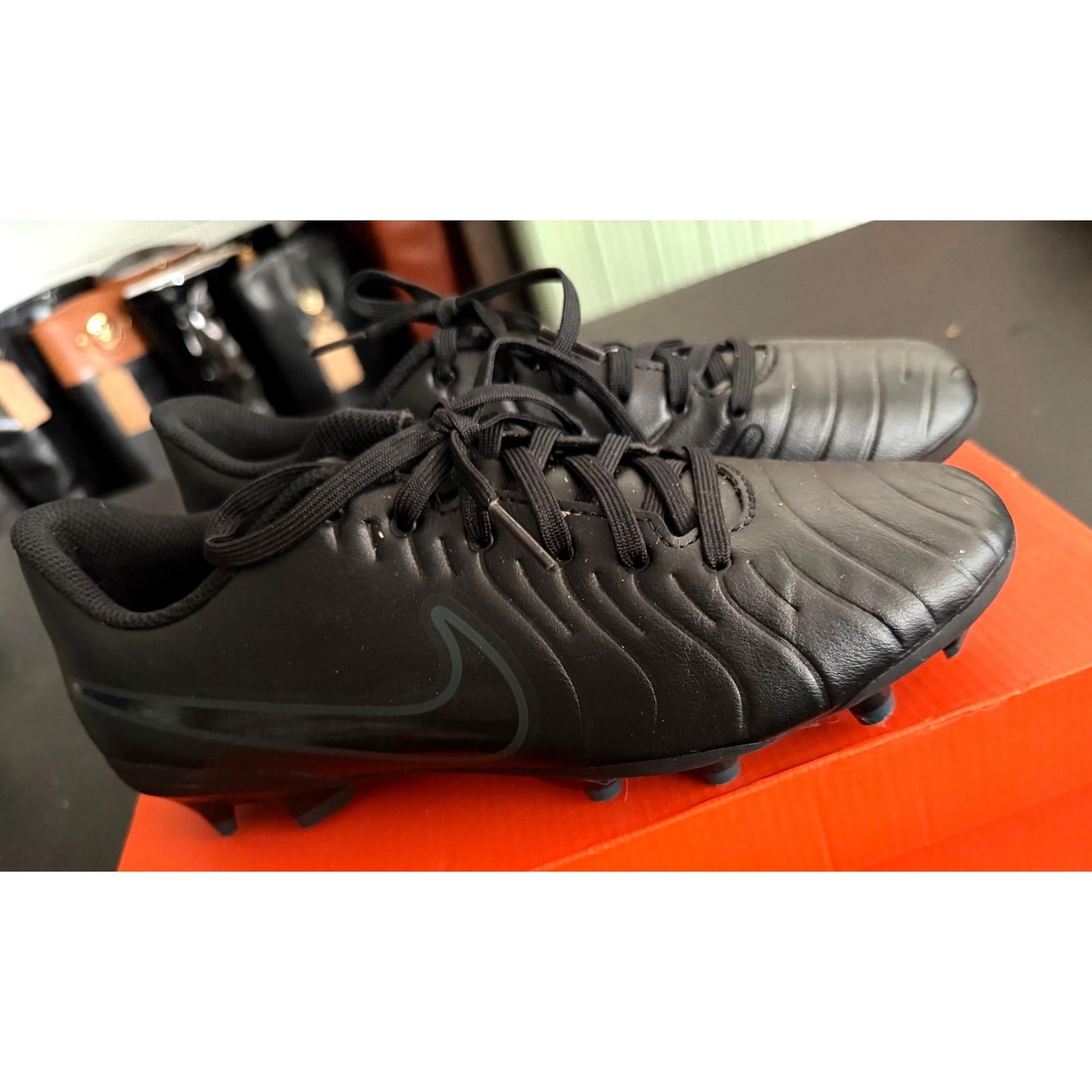 Nike Tiempo Legend 9 Soccer Cleats Black Size 6.5 US FG Firm Ground With Box