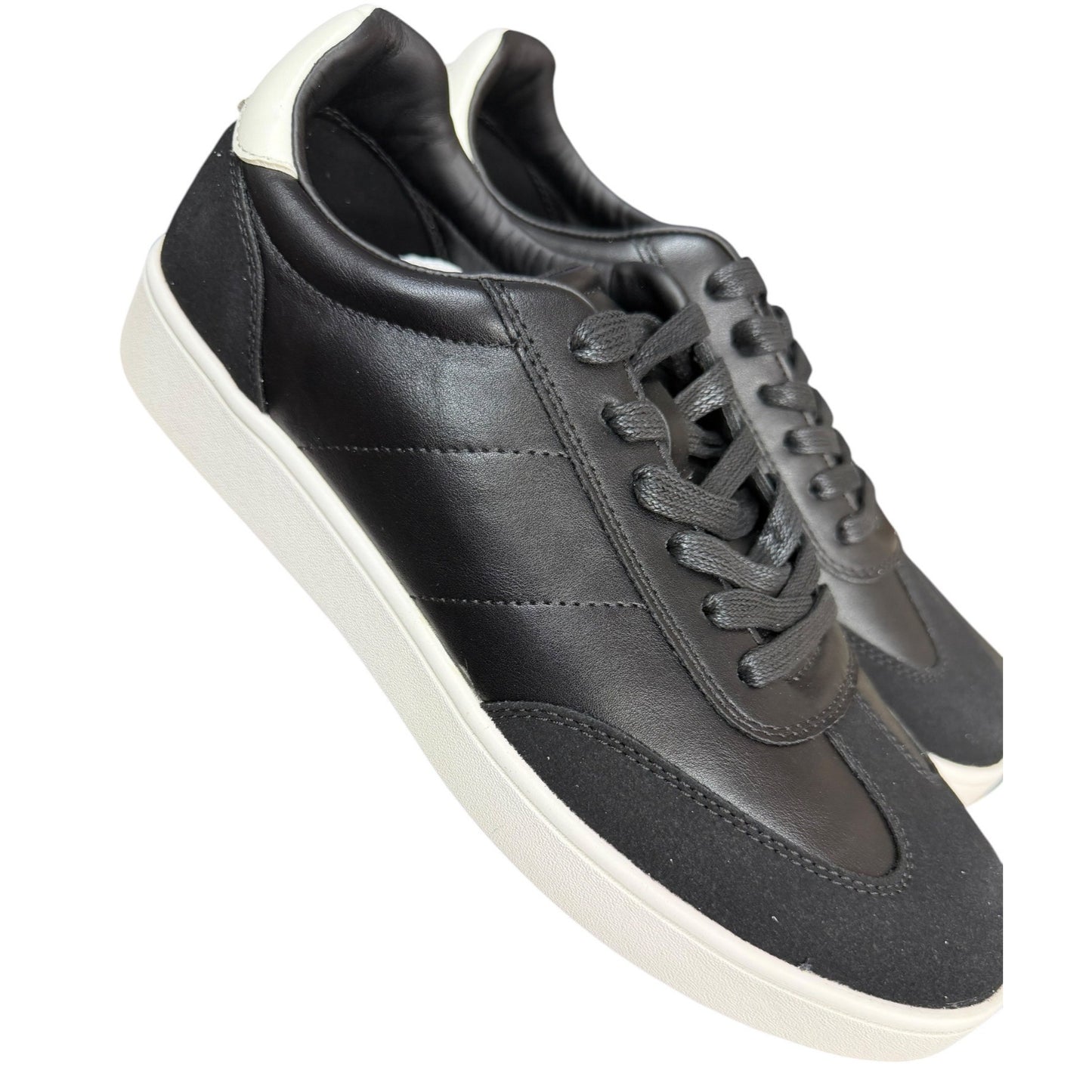 Bruno Marc Mens Casual Black & White Sneakers Leather & Suede Upper Lace-Up Design Lightweight Sole Size 10 NWB