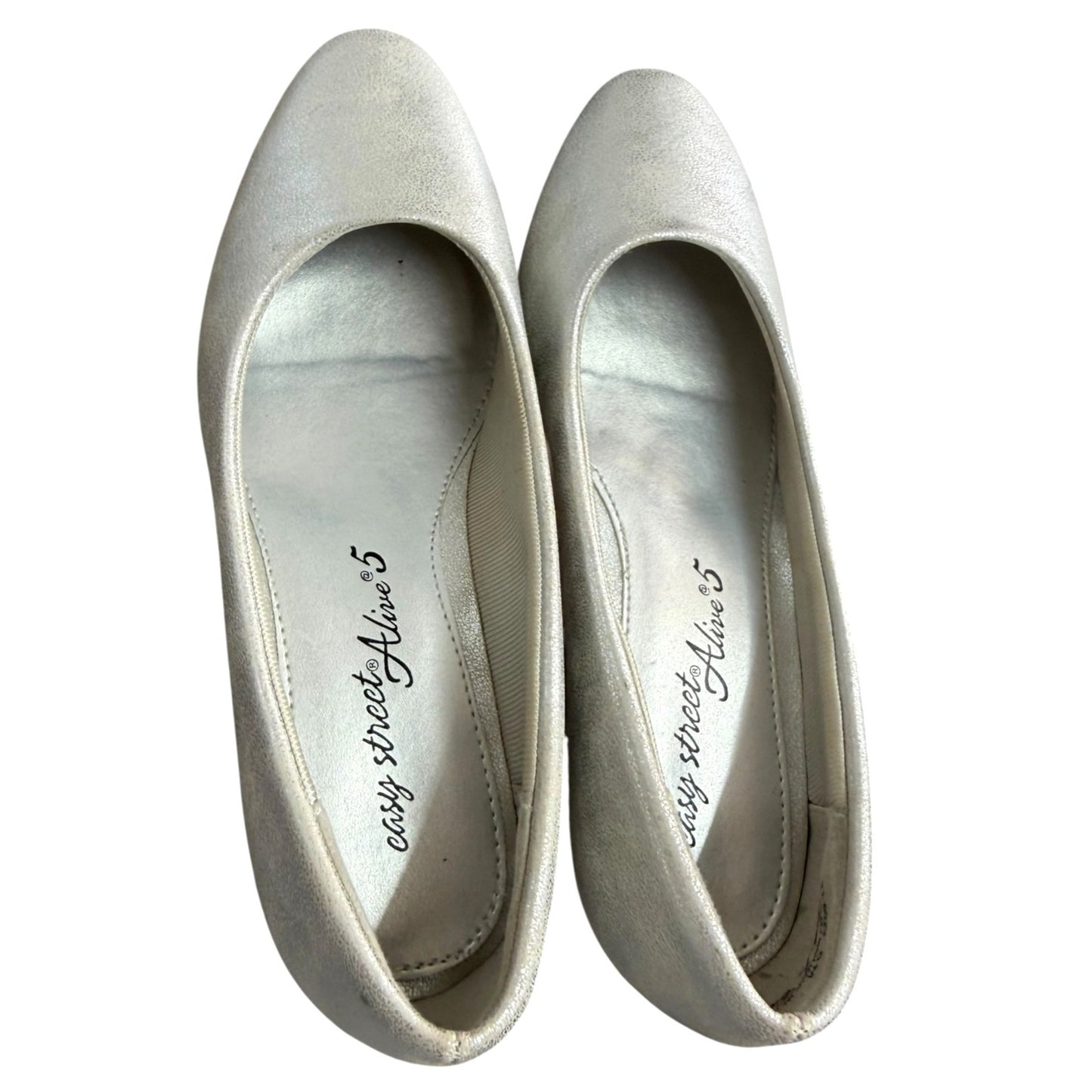 Easy Street Women's DanceFlex Heels Silver Size 6M