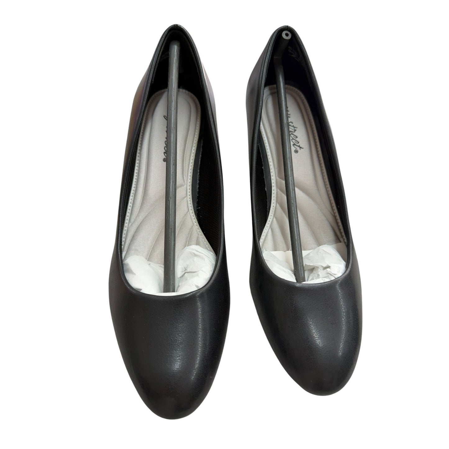 Easy Street Black Low Heel Pumps Womens Size 11W Slip-On Comfortable Work Or Dress Shoes