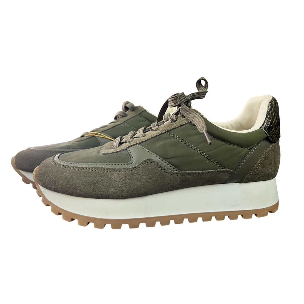Zara Soft Running Sneakers EUR 40 (US 9)