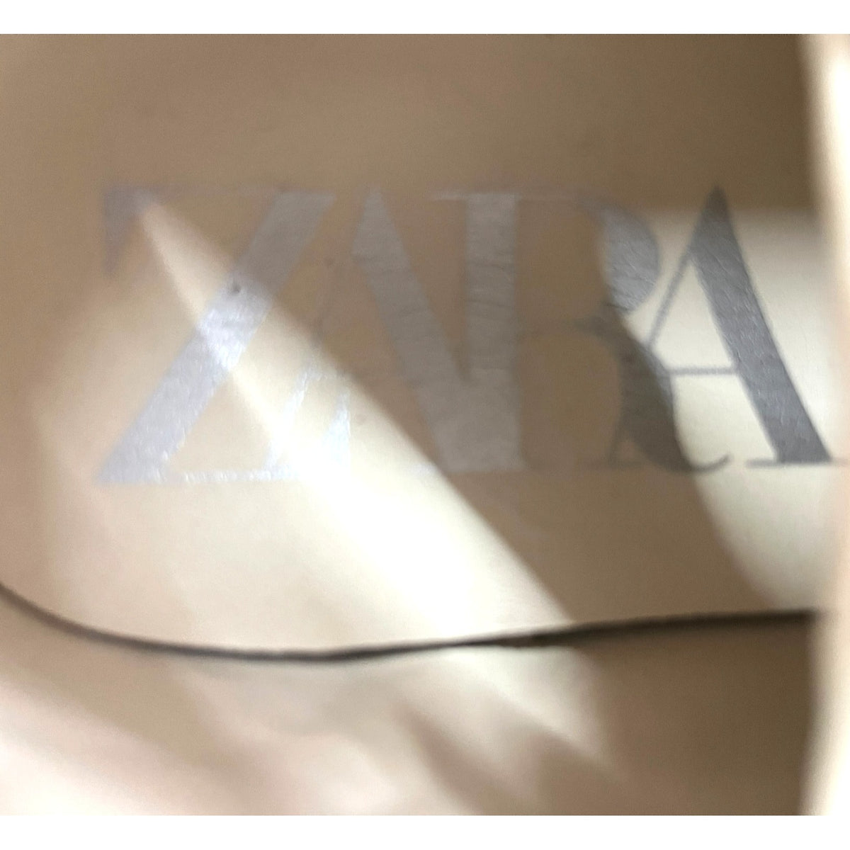 Zara Soft Running Sneakers EUR 40 (US 9)