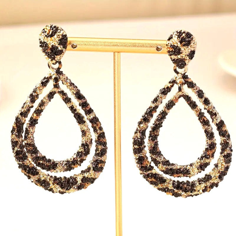 Vintage-Style Gold Tone & Black Crystal Teardrop Dangle Earrings