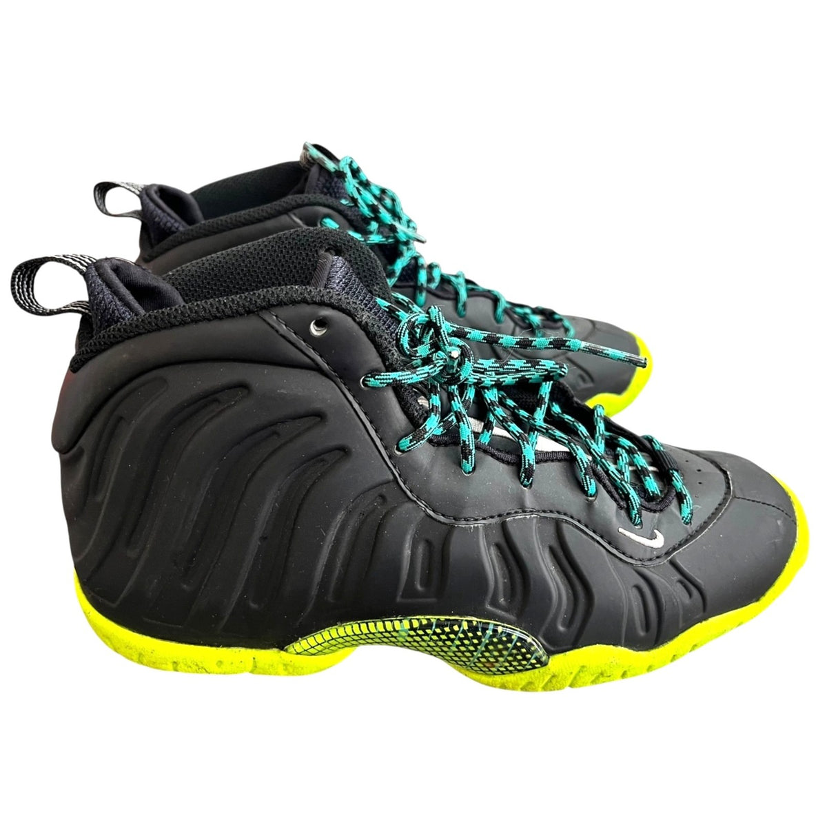 Nike Little Posite One Sneakers Size 4.5Y